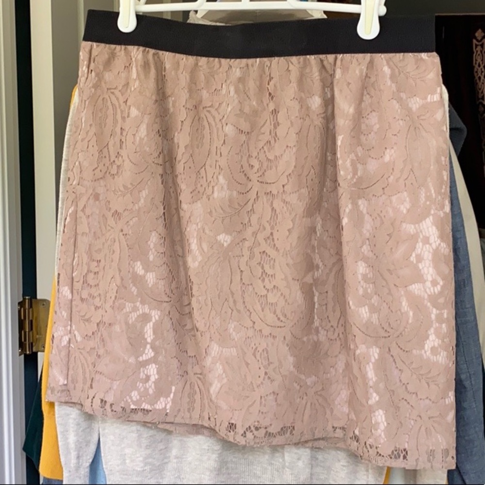 Loft lace skirt